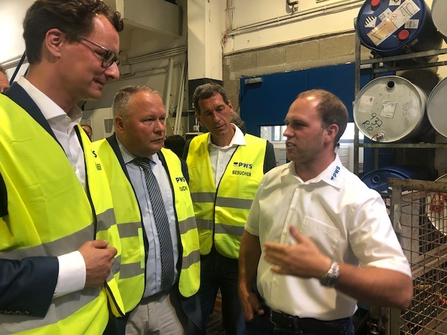 Wirtschaftstour Josef Hovenjürgen PWS Presswerk Struthütten in Neunkirchen